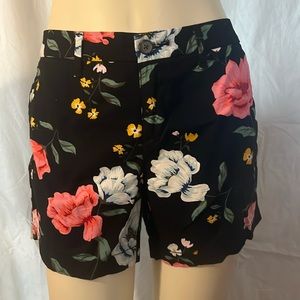 Old Navy floral Everyday Shorts.